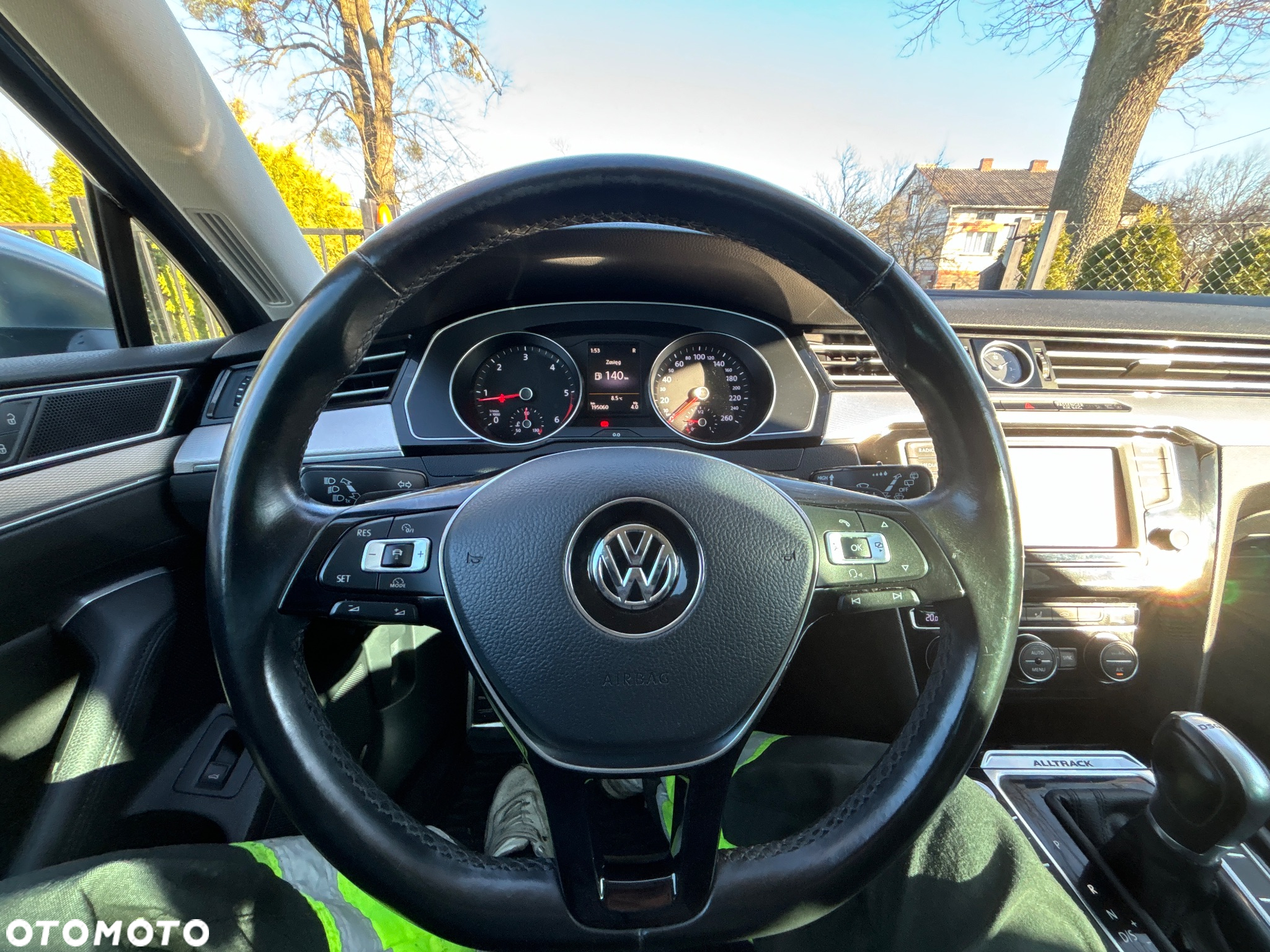 Volkswagen Passat Alltrack 2.0 TDI SCR 4Motion DSG - 26