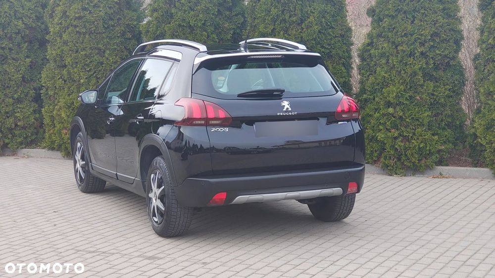 Peugeot 2008 1.6 BlueHDi Allure S&S - 7