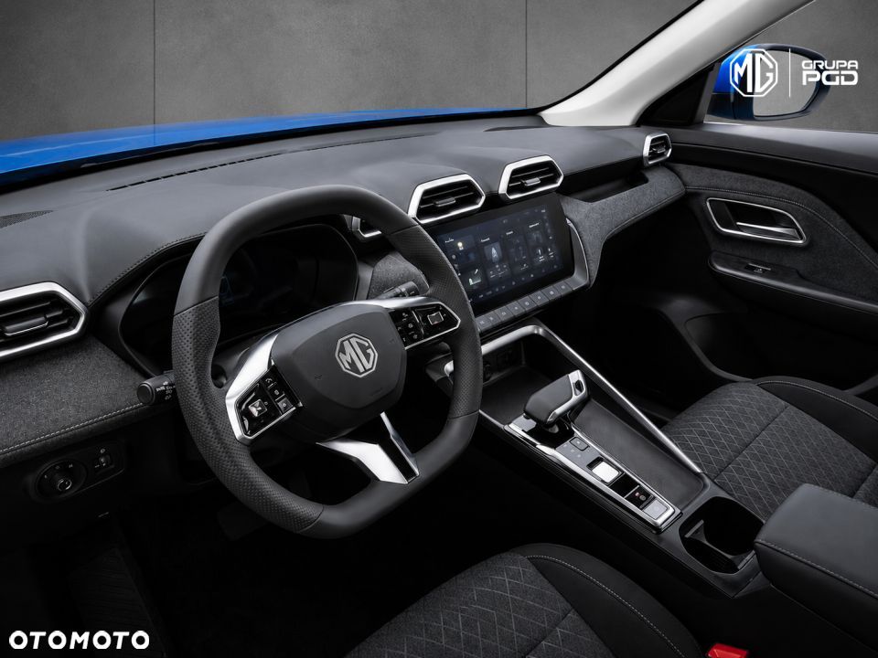 MG ZS Hybrid+ - 12