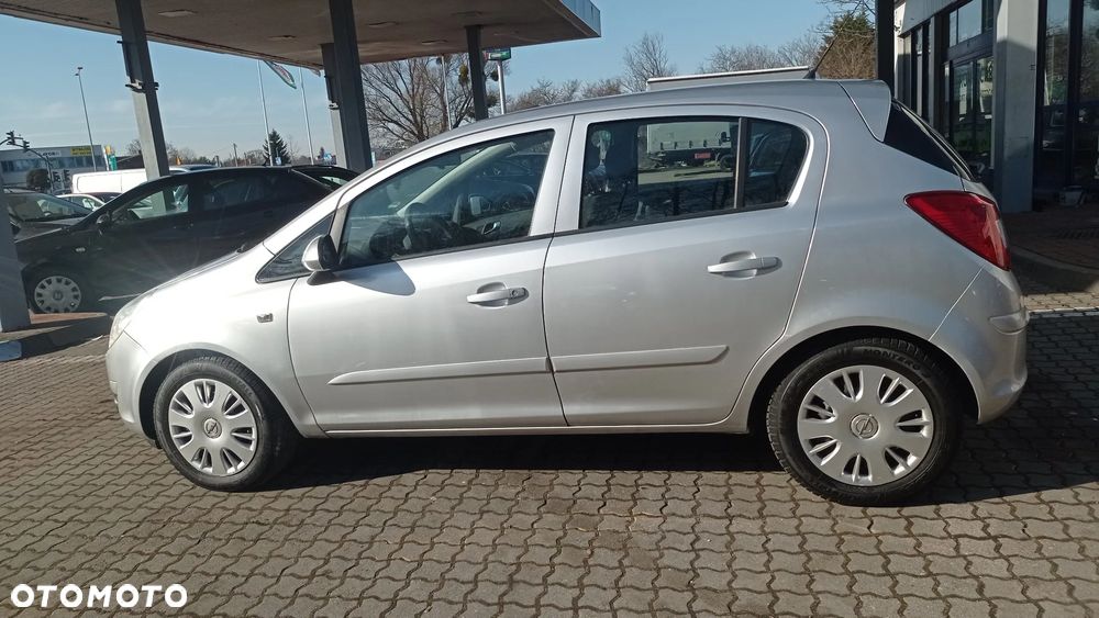 Opel Corsa 1.2 16V Enjoy - 10