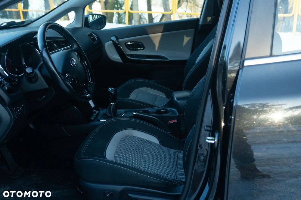 Kia Ceed 1.6 CRDi 136 ISG Spirit - 23