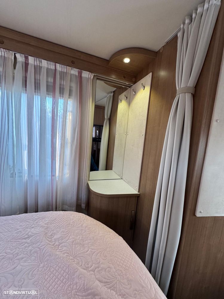 Hymer Exsis I 698 - 11