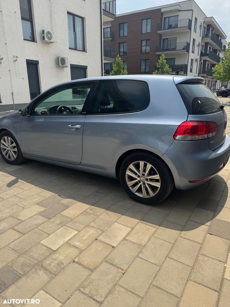 Volkswagen Golf - 4