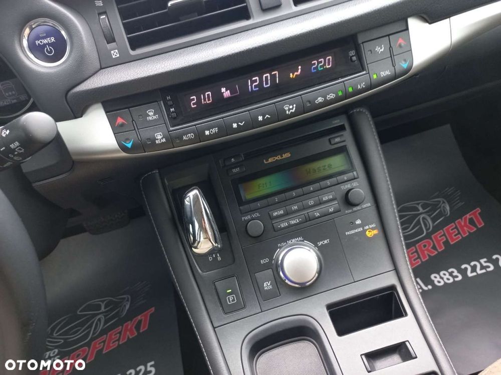 Lexus CT - 22