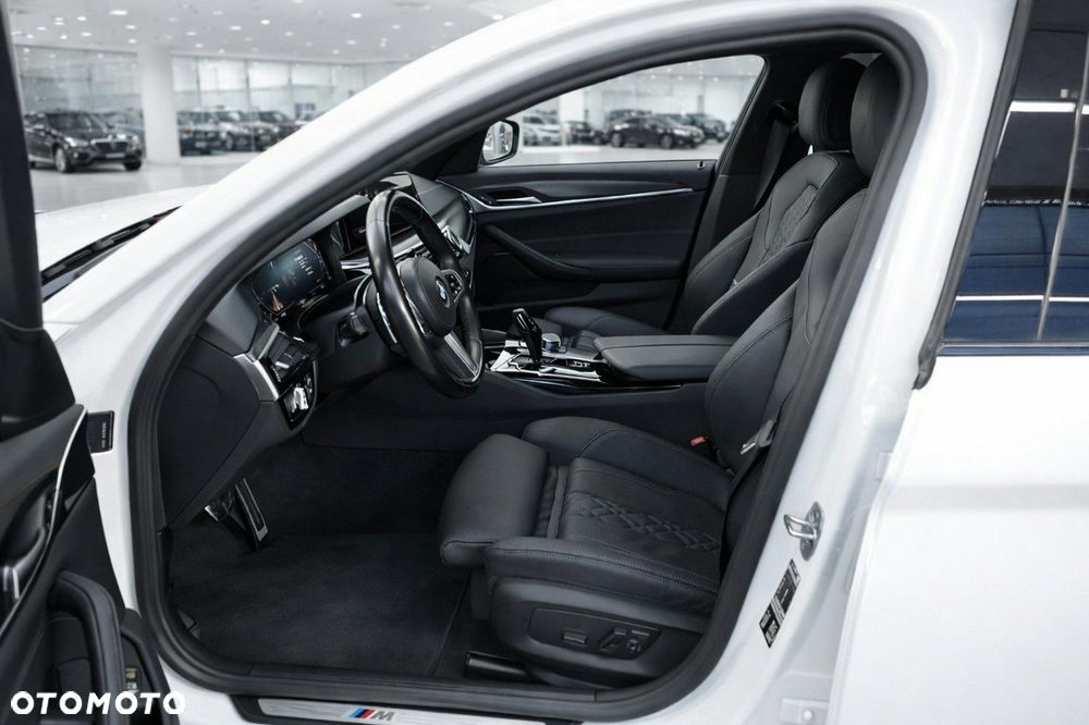 BMW Seria 5 520d M Sport sport - 5