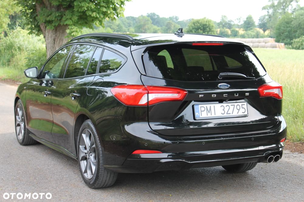 Ford Focus 1.5 EcoBlue Start-Stopp-System ST-LINE - 14