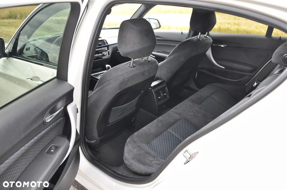 BMW Seria 1 118i M Sport - 15