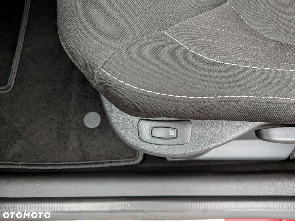 Renault Clio 0.9 Energy TCe Limited 2018 - 24