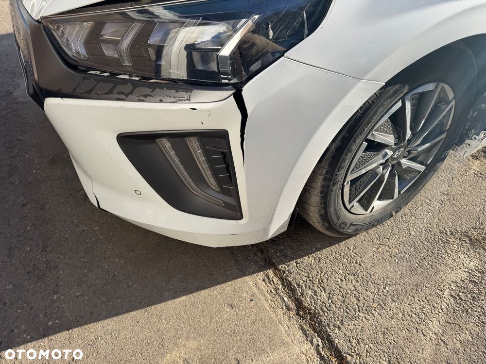 Hyundai IONIQ Premium - 24