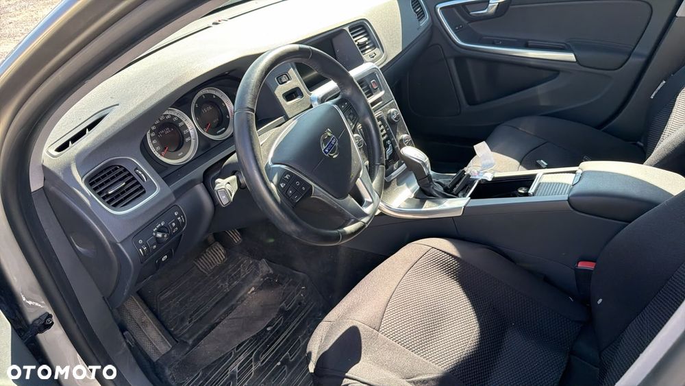 Volvo V60 - 16