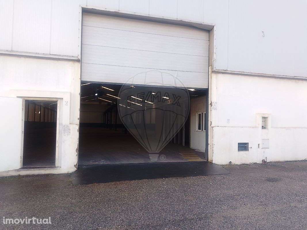 Industrial  para arrendamento - Grande imagem: 2/16