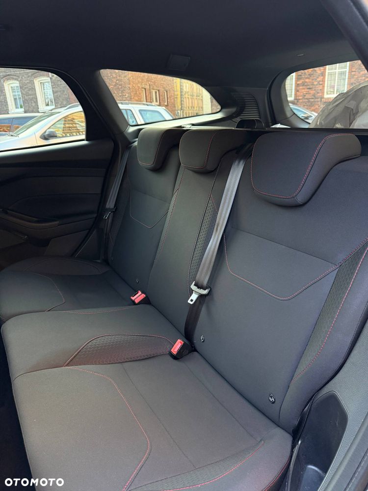 Ford Focus 1.5 EcoBoost Start-Stopp-System ST-LINE - 24