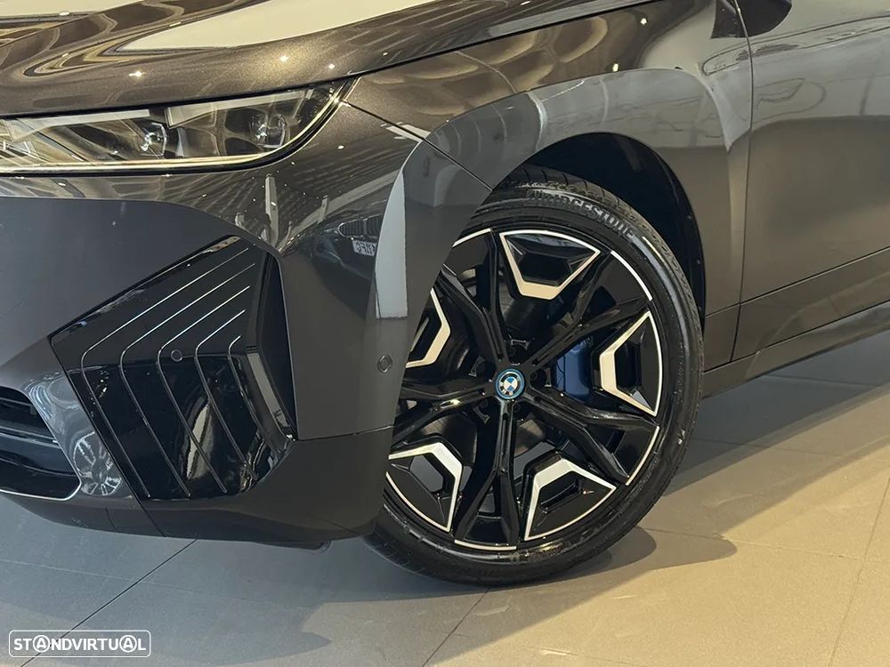 BMW iX xDrive 50 Pack Desportivo - 6