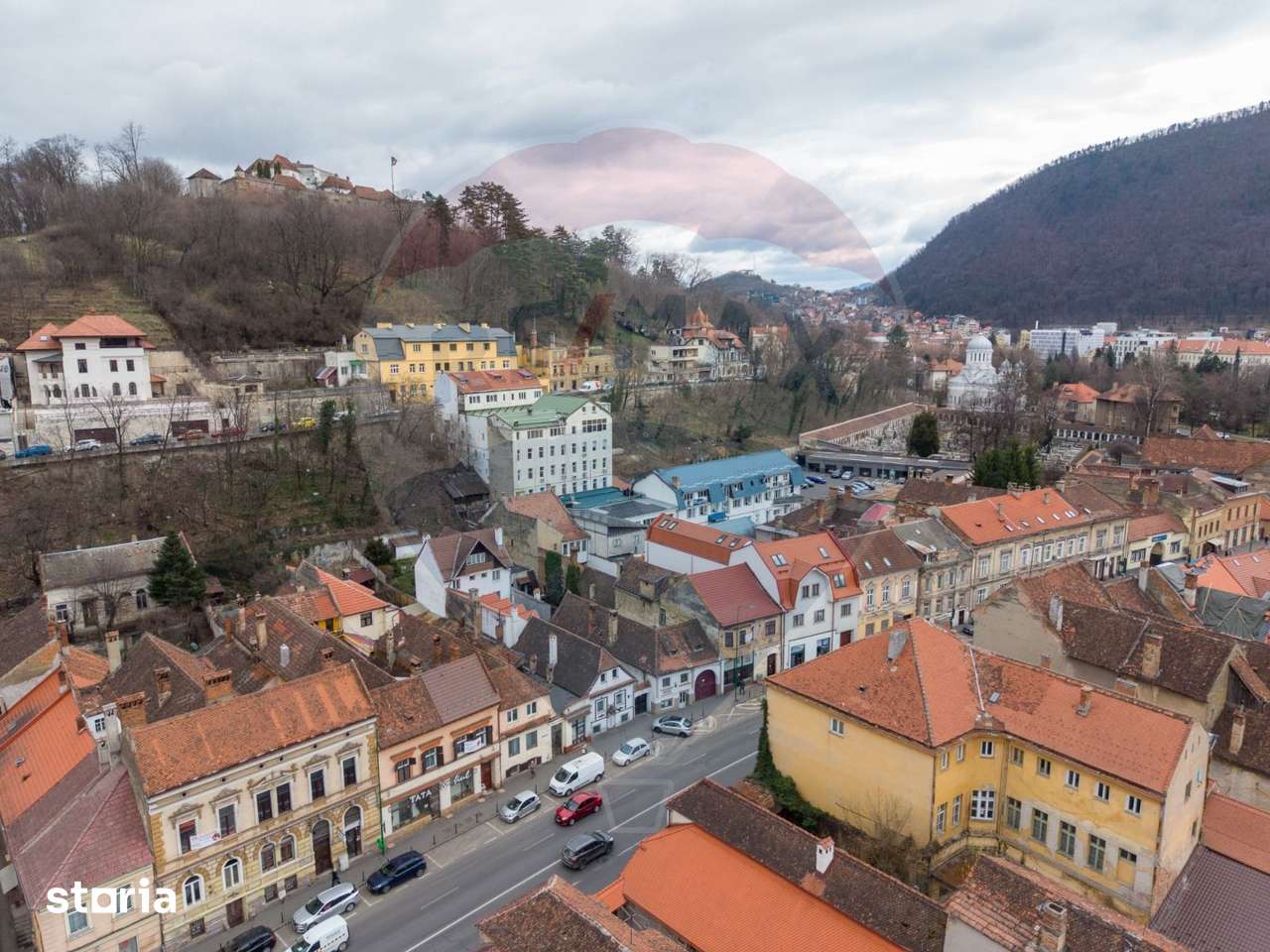 APARTAMENT 3 camere, Etaj 1, Str. Lunga nr 22, Brasov — fotografia 1