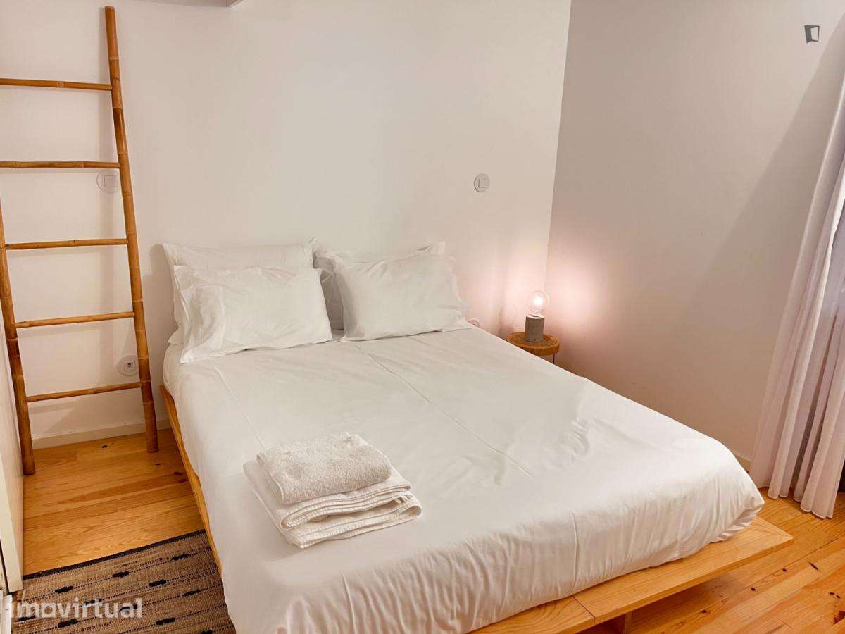 Quarto - localizado em Alta Universitária Coimbra - Grande imagem: 2/20