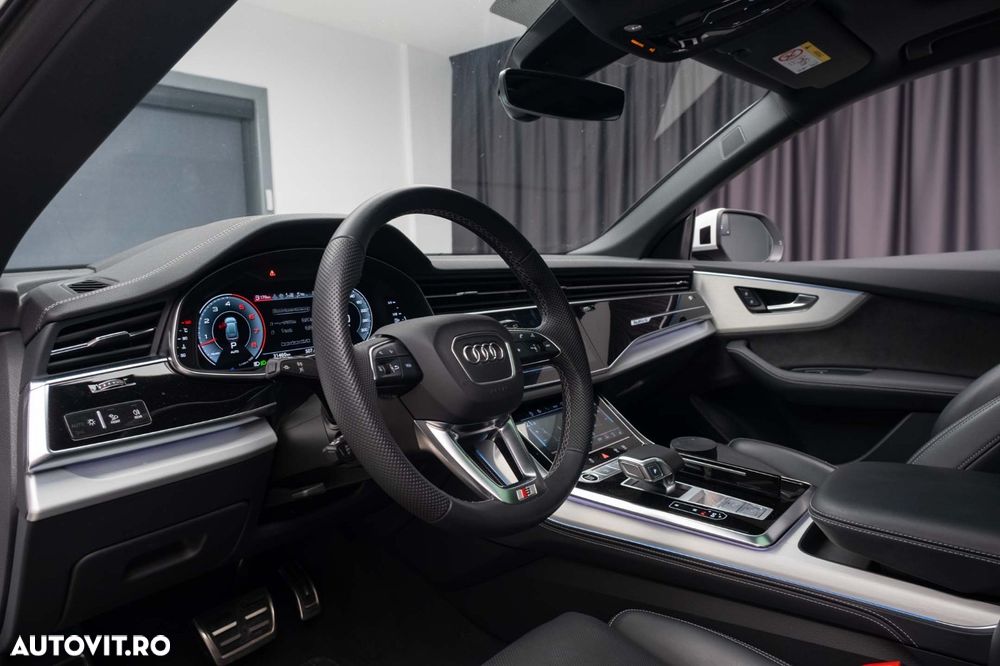 Audi Q8 - 9