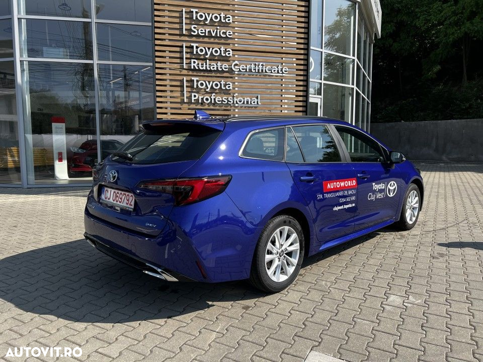 Toyota Corolla - 3