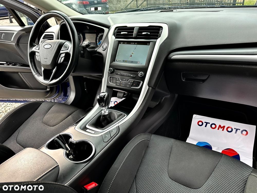 Ford Mondeo 1.5 EcoBoost Gold Edition - 32