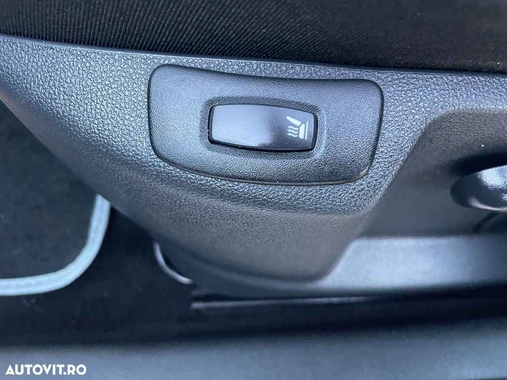Renault Captur - 23