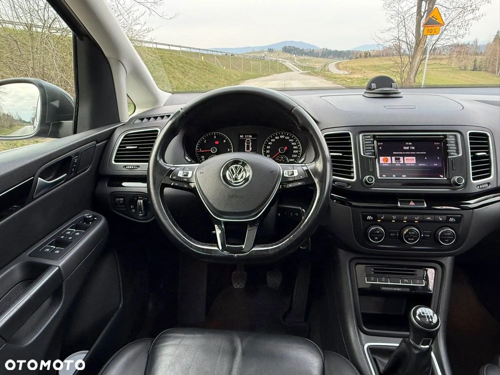 Volkswagen Sharan 2.0 TDI (BlueMotion Technology) Highline - 14