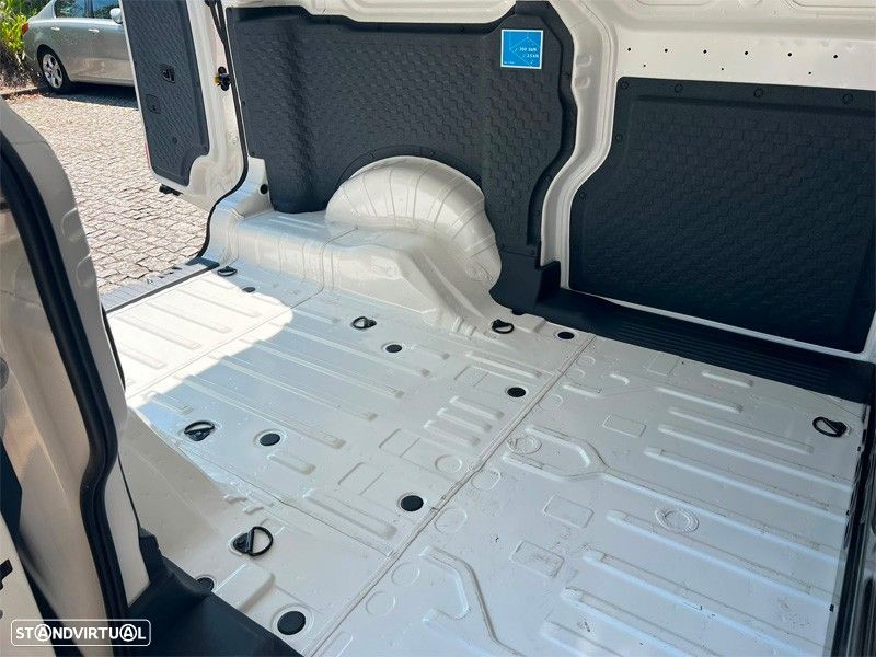 Kia PV5 71.2 kWh L2H1 + V2L - 10