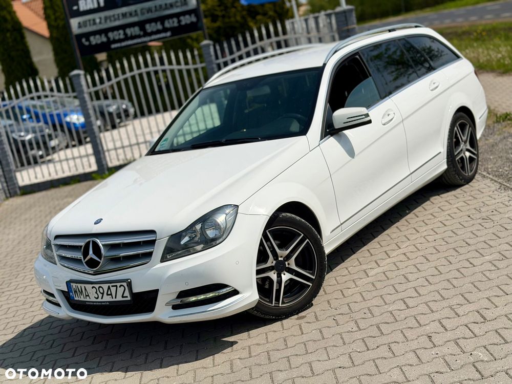 Mercedes-Benz Klasa C 200 CGI BlueEFFICIENCY - 31