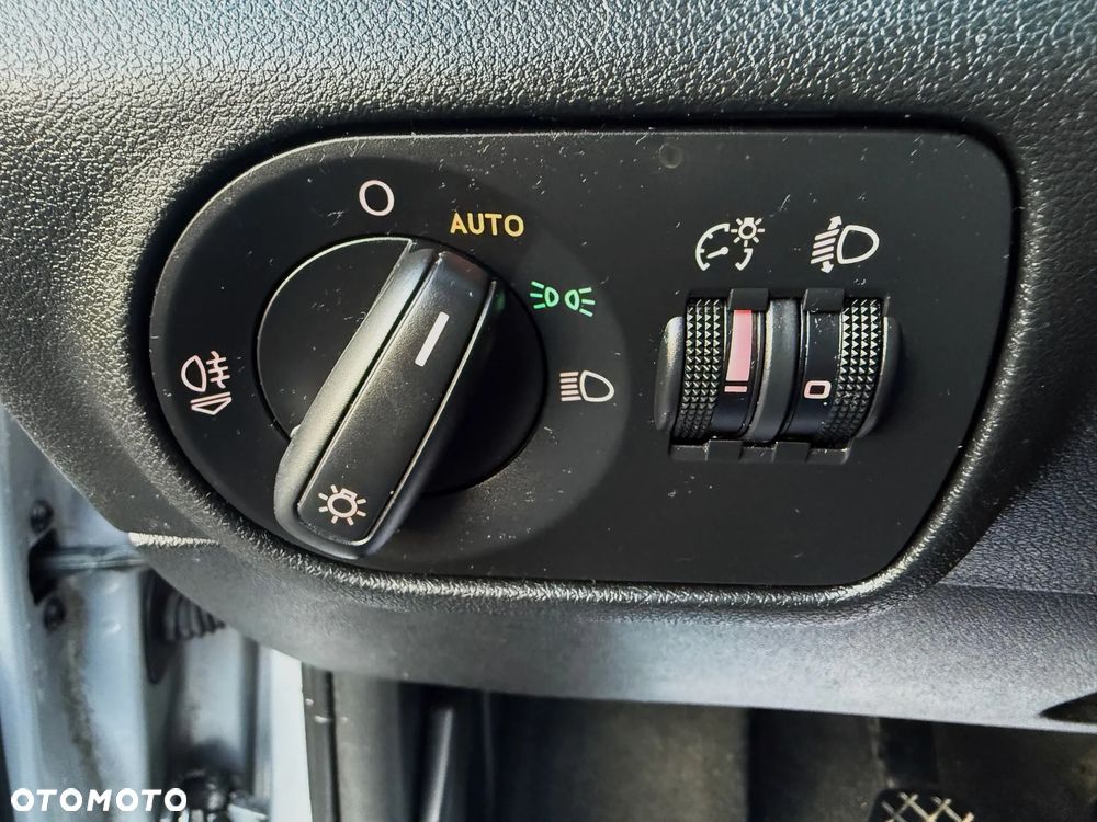 Audi A1 Sportback 1.4 TDI (ultra) design - 17