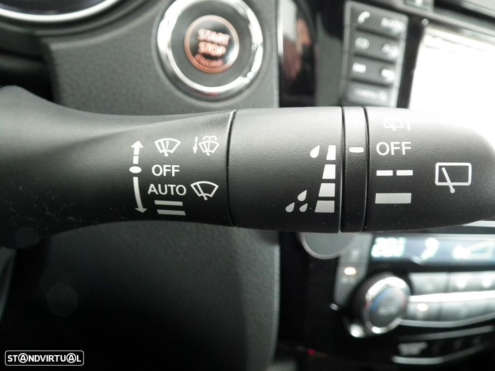 Nissan Qashqai 1.6 dCi Tekna Premium +Xtronic - 29