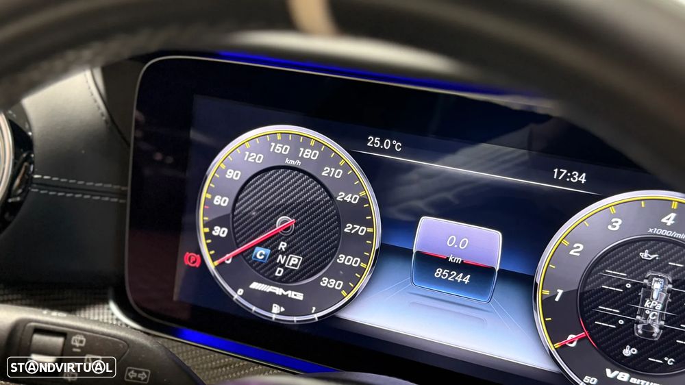 Mercedes-Benz E 63 AMG S 4Matic+ - 42