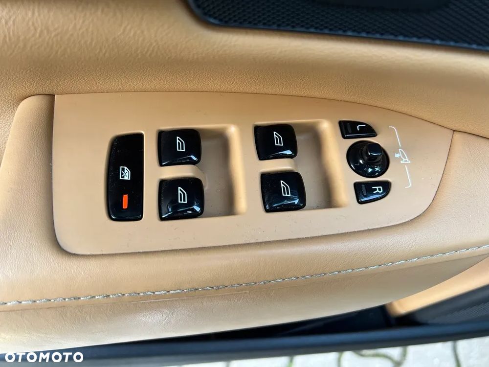 Volvo S90 - 16