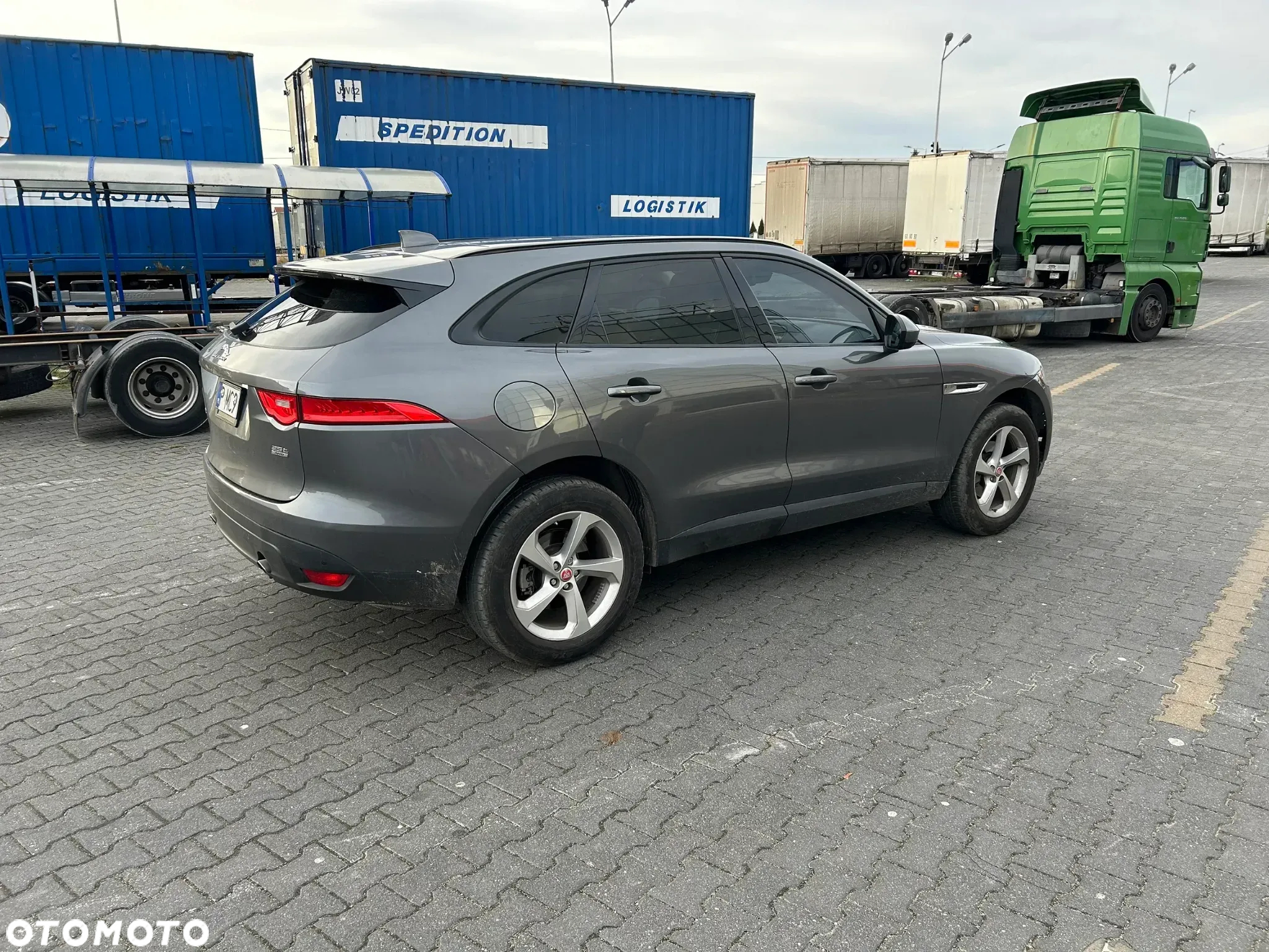 Jaguar F-Pace 2.0 i4P AWD Prestige - 9