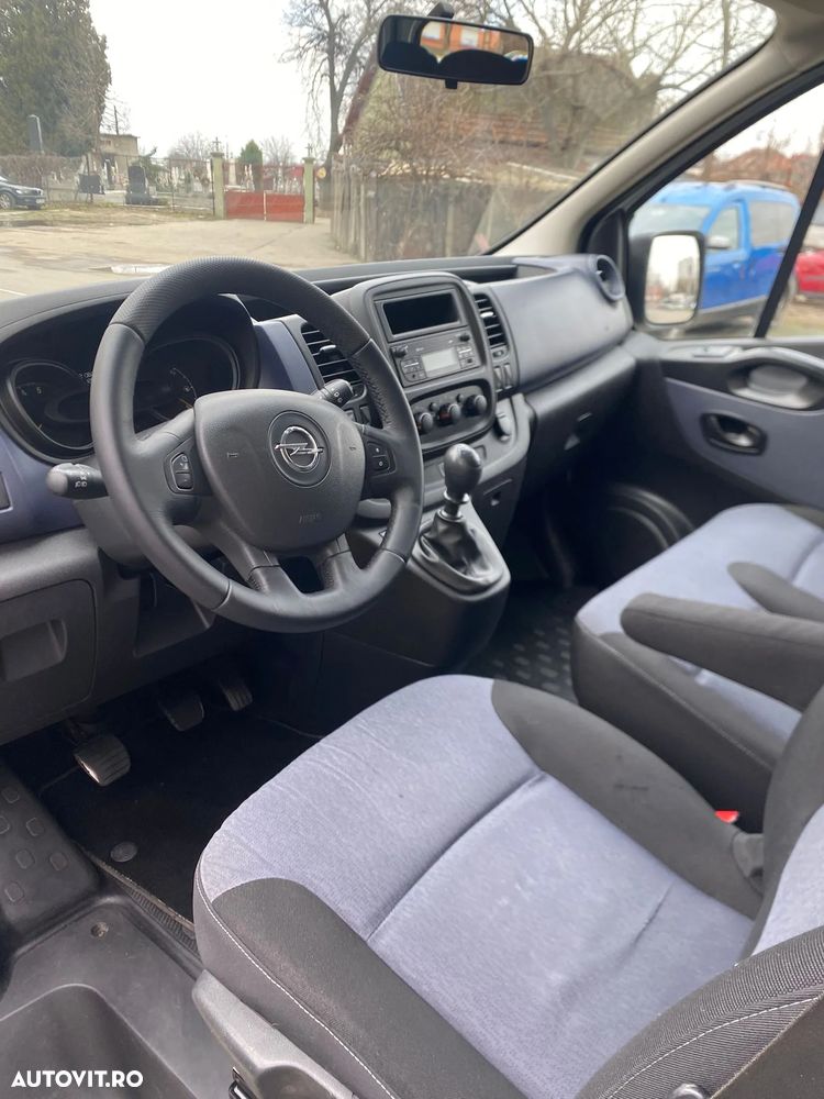 Opel Vivaro - 4