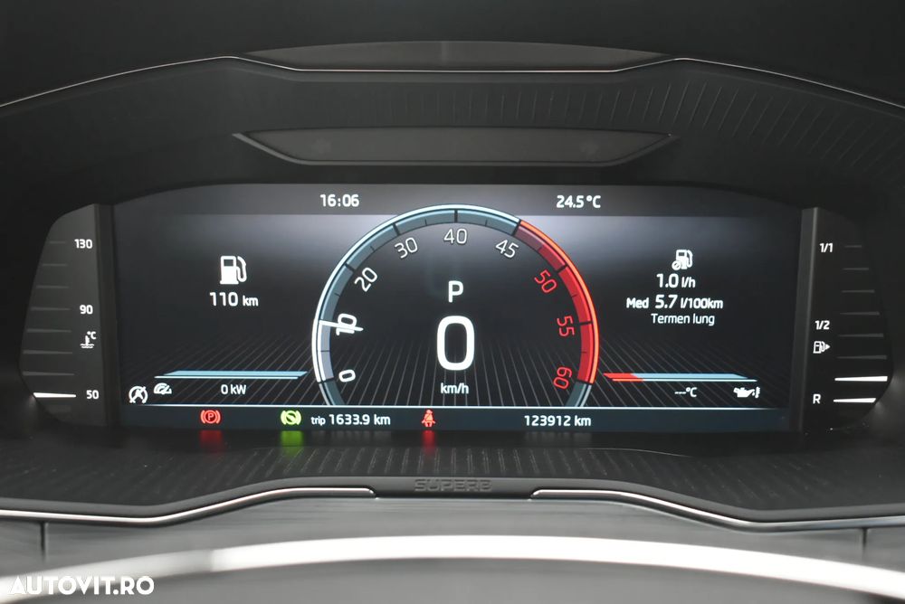 Skoda Superb 2.0 TDI DSG Ambition - 6