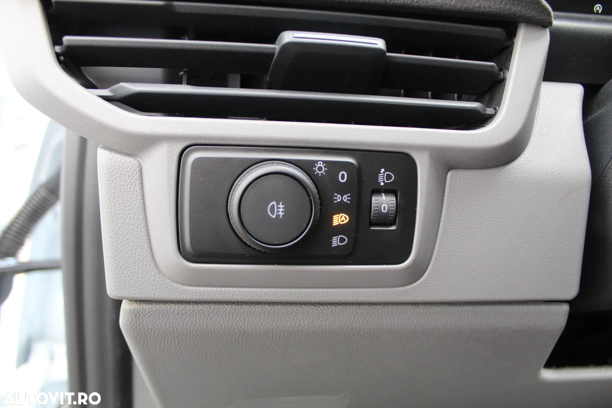 Volkswagen T7 Furgon LR 2.0 TDI 81 kW, 2025 - 15