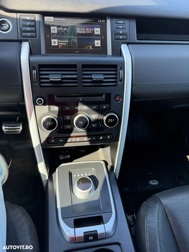 Land Rover Discovery 2.0 L Si4 Ingenium HSE - 11