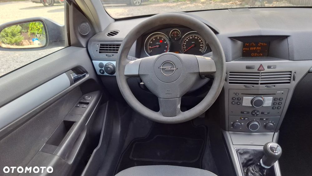 Opel Astra 1.6 Enjoy - 28