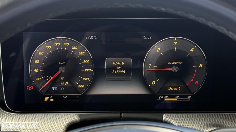 Mercedes-Benz E 220 d Exclusive Line - 4