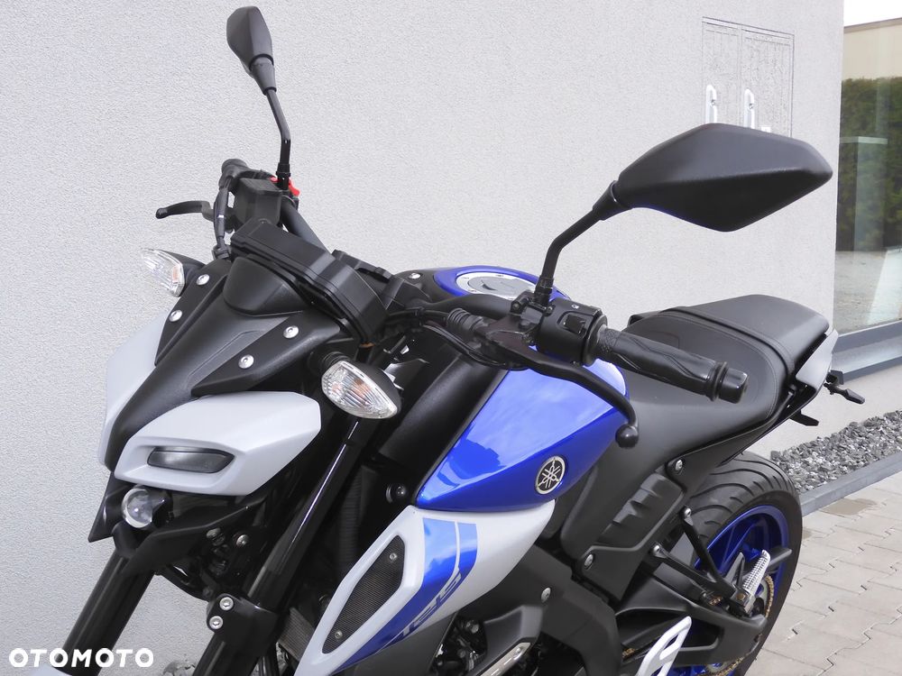Yamaha MT - 22