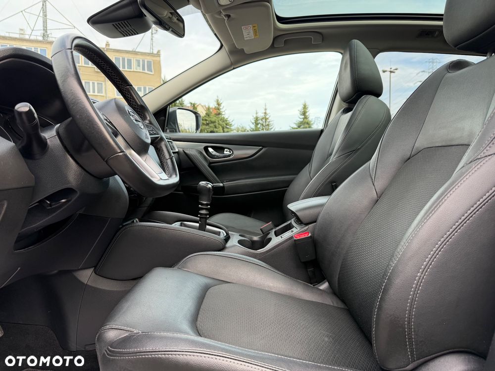 Nissan Qashqai 1.3 DIG-T Tekna - 16