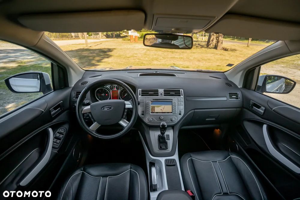 Ford Kuga 2.0 TDCi 4x4 Individual - 35