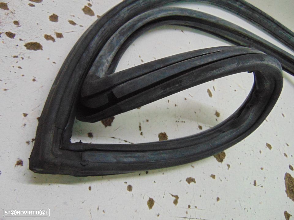 Datsun 1600 sss borracha do para-brisas - 3