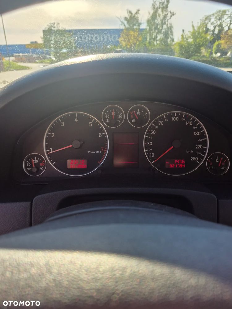 Audi A6 Avant - 31