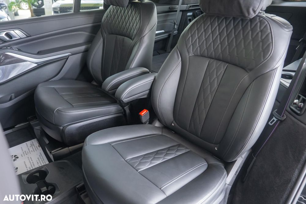 BMW X7 xDrive40d - 30