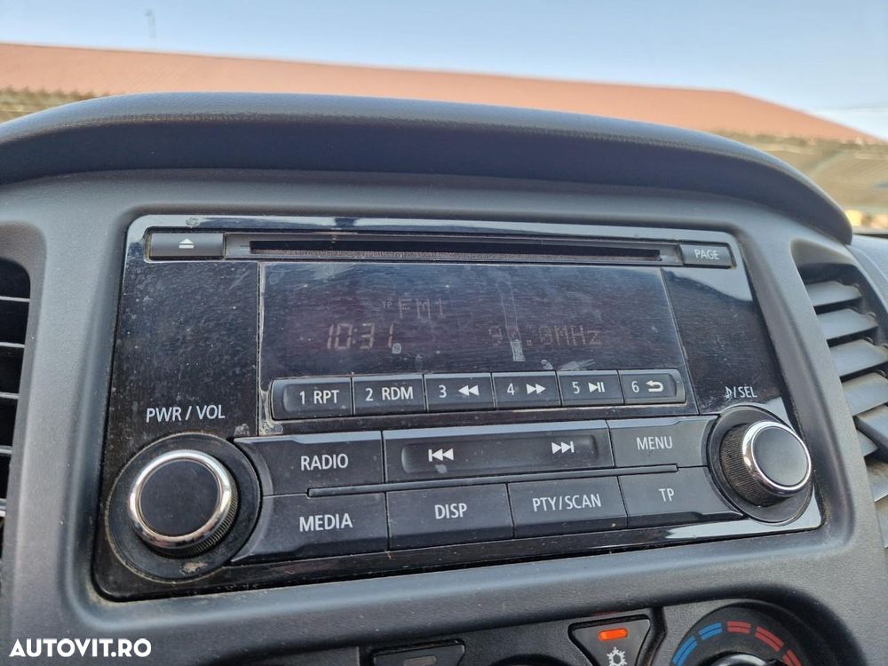 Mitsubishi L200 Double Cab 2.4 DI-D M/T Intense - 13