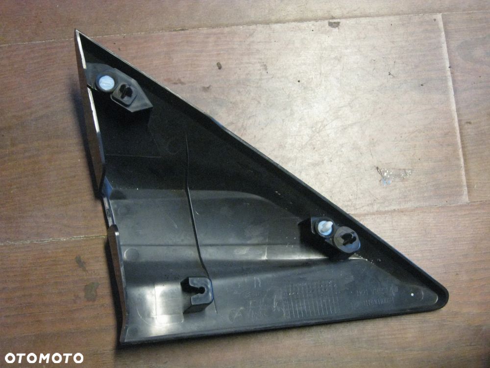 Trojkat na blotnik lewa strona. Ford Transit Custom BK21-V16003 - 2