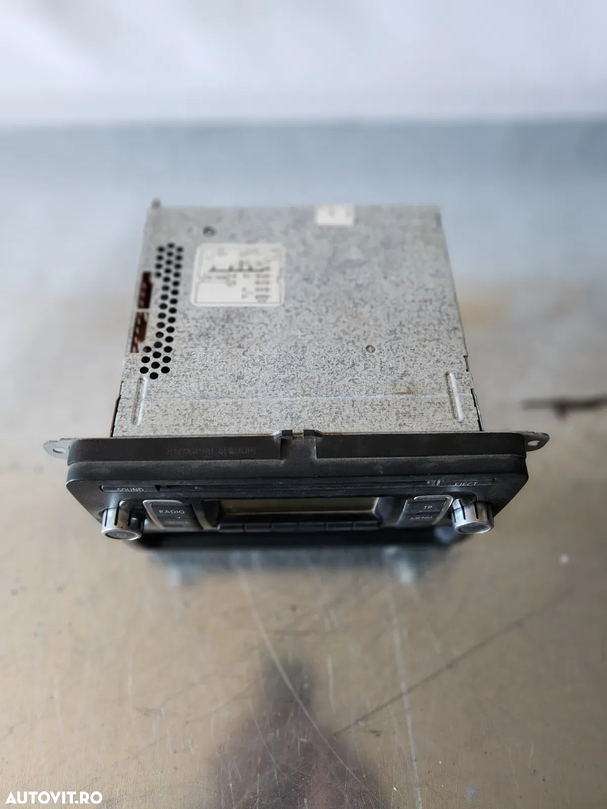 Radio Cd Vw Golf 5 Golf 6 Jetta Touran Caddy Etc. Cod 1KA - 4