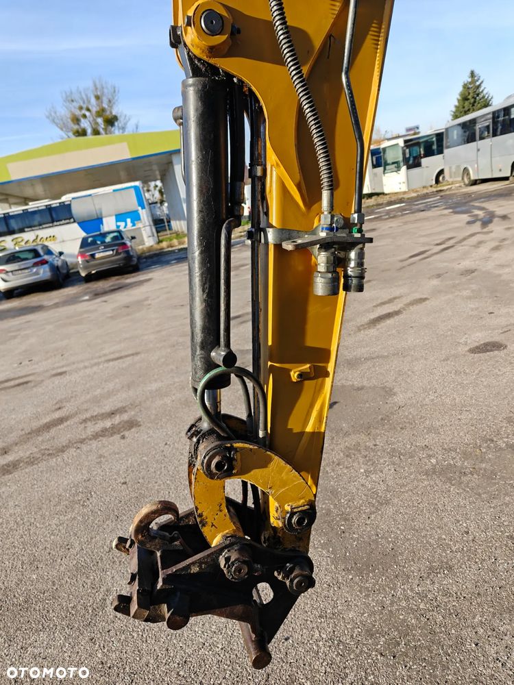 Caterpillar 301.7D - 9