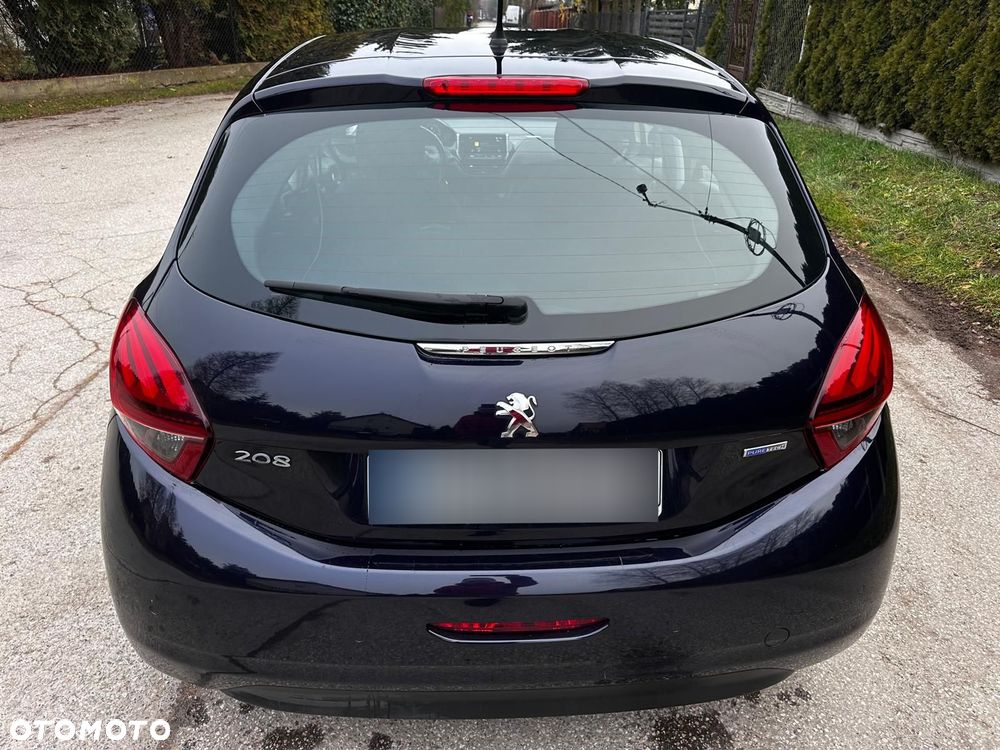 Peugeot 208 - 14