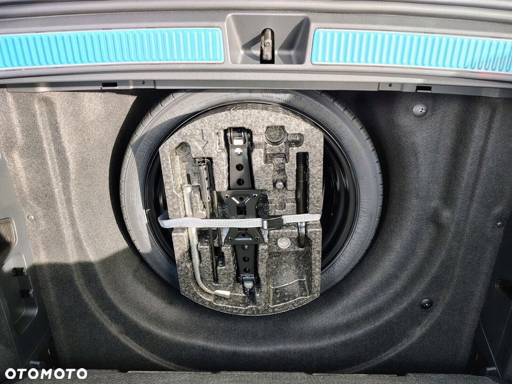 Volkswagen Passat - 22