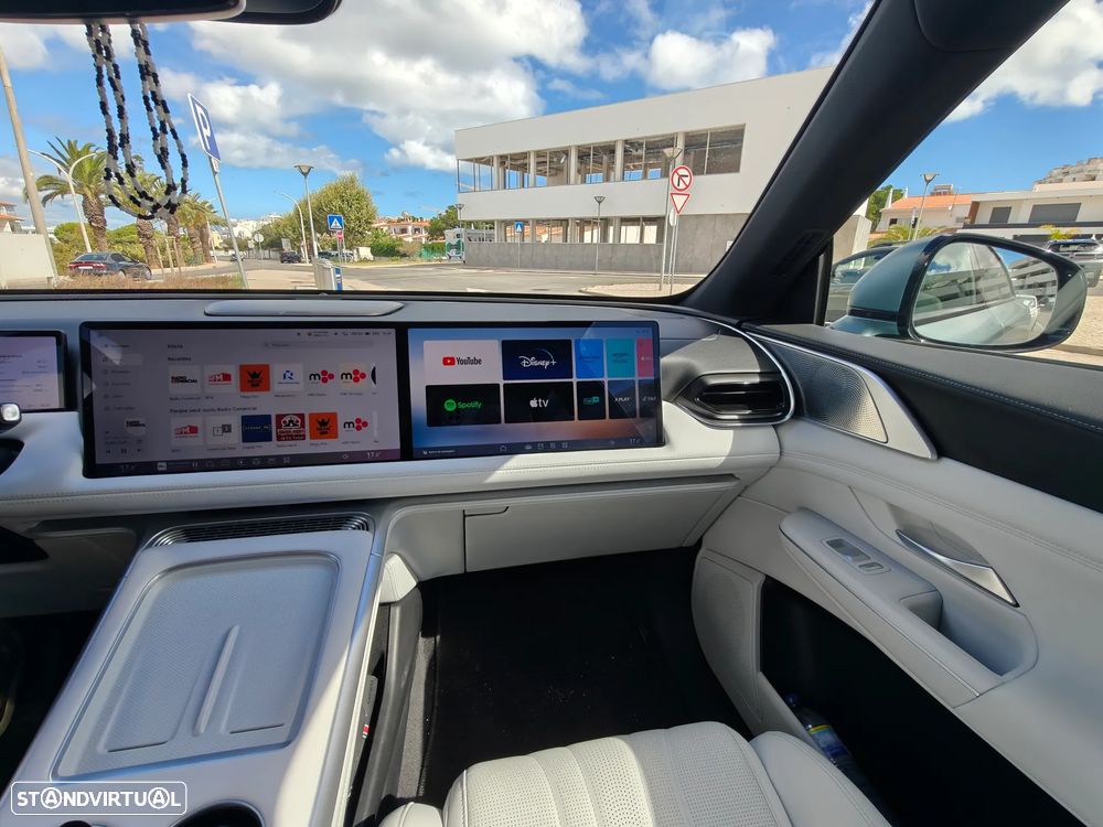 Xpeng G9 98 kWh AWD Performance + Gancho de Reboque - 13